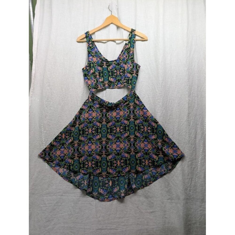 Lush women's size small black floral tank dress cut out mid and back O13